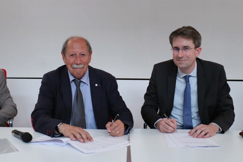 Signature convention partenariat IGN